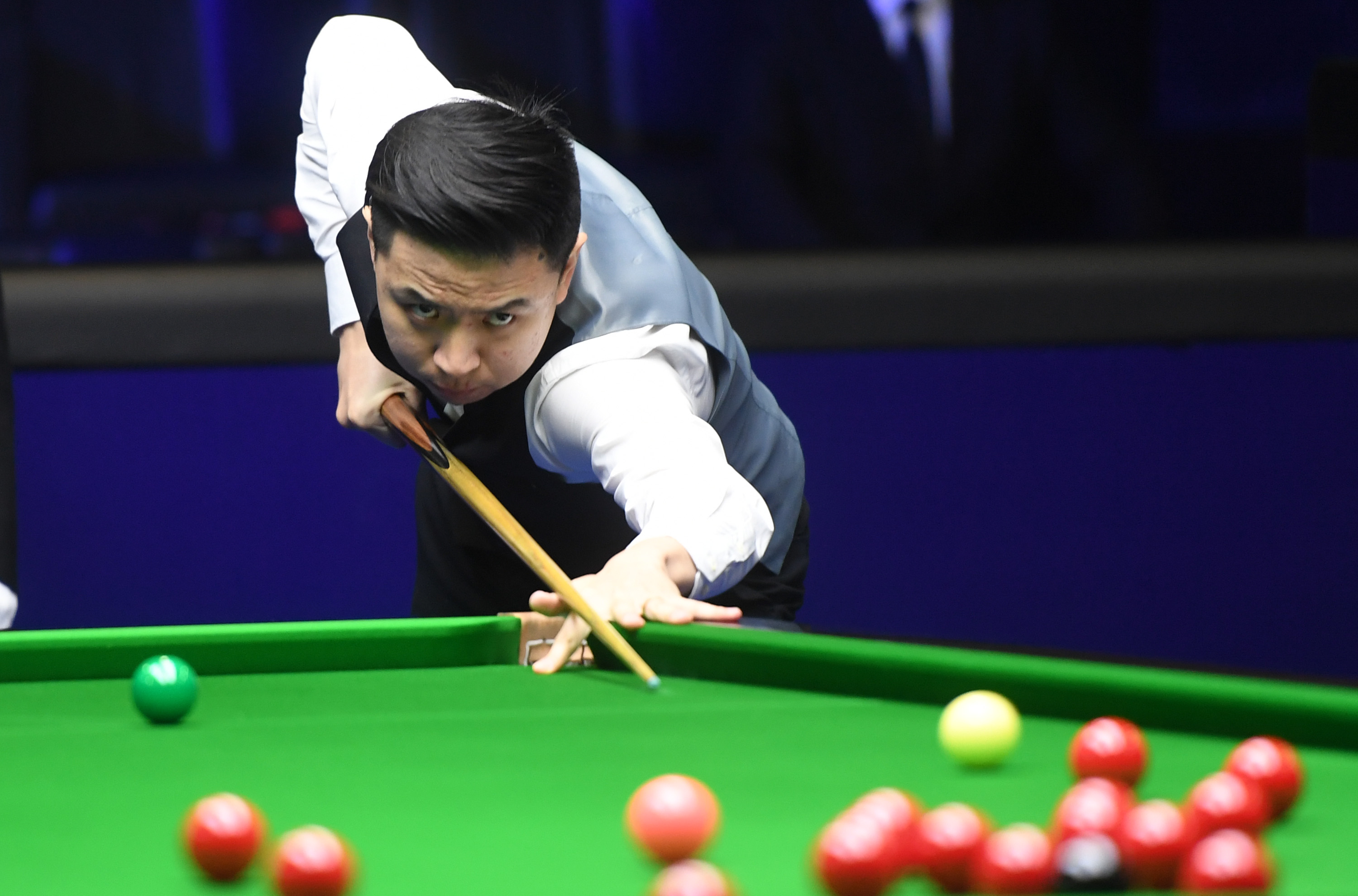 推进并完成 推进并完成